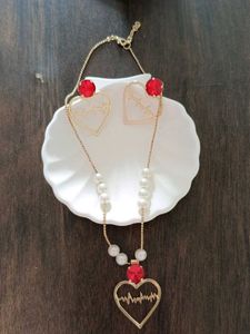 Heartbeat Necklace &amp; Earring Set