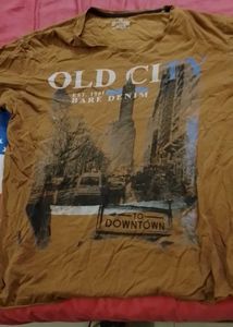 hi I want to sell thus brand t shirt
