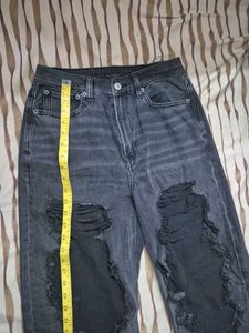 Ripped Black Jeans