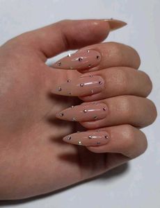Black Stiletto Press-On Nails