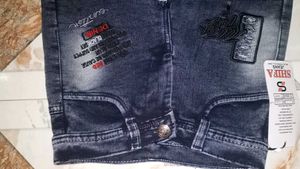 Embroidered Black Denim Jeans