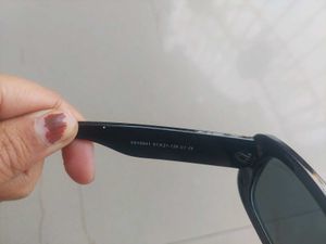 Viral Kendall Jenner Inspired Rectangular Sunglass