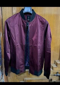 VAN HEUSEN MAROON BOMBER JACKET M