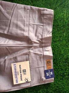 Men&#39;s (Silver) 28 Chino pant for casual wear