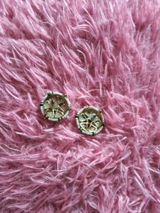 Emerald Kundan Stud Earrings
