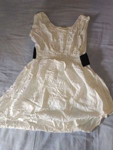White Sleveless Top, Strechtable