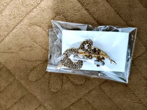 Floral Rhinestone Brooches