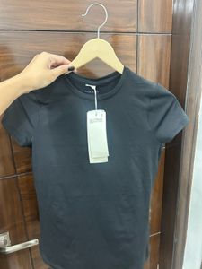 h&m Move Sports tee