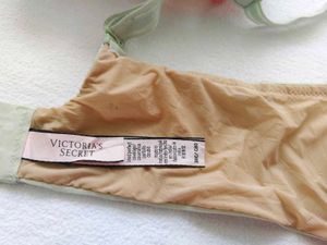 Victoria&#39;s secret : upper inner