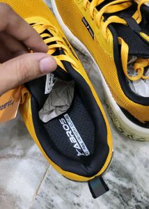 Bounce Yellow Running Shoes