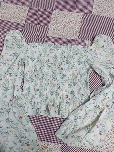 Cute Floral Printed Top