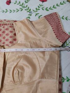 Saree With Blouse