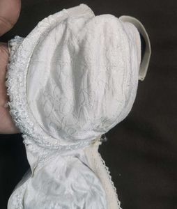 Elegant White Lace Bra 🖤