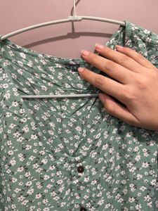 WESTSIDE Green Floral Dress