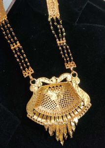 Elegant Gold Mangalsutra