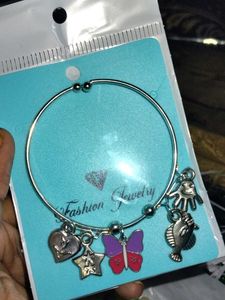 Hair Accessories &amp; Bracelet Bundle