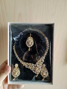 GOLDEN JEWELLERY SET ❤️