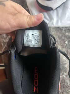 Nike zoom sneaker