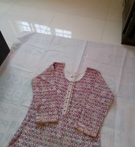 Chikankari Kurti Pant Set