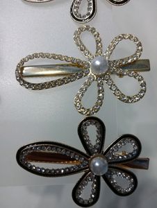😊Korean clips  😘PACK of 5