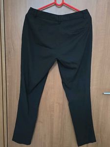 Annabelle Woman Black Trousers SIZE 30