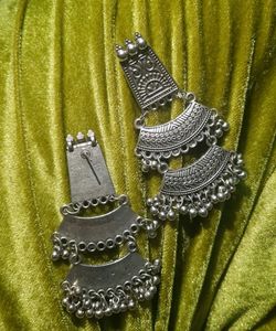 Girls And Women Party Wear Sliver Oxidized Black E