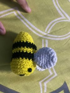 Crochet Bee Amigurumi With Detachable Keychain