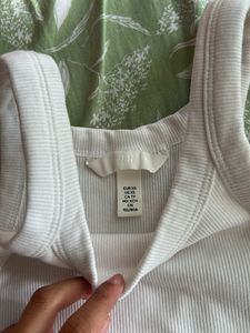 H&amp;m White Tank Top(Xs(
