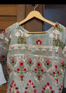 Elegant Embroidered Kurta Pants And Dupatta