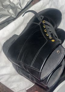 Black Boots