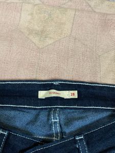 Streachble Levi’s Dark Blue Denim