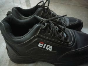 Black Sneakers