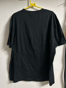 Black Lion Graphic Tee