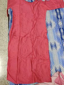 Pink New Kurti With Sequence And Thread Work