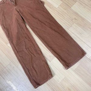 Urbanic Wide-leg Jeans.