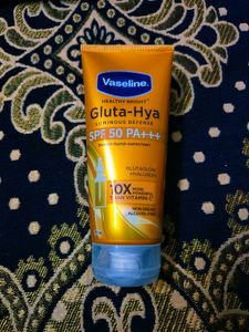 Vaseline All Gluta Hya - Antioxidant Spf 50 Pa+++