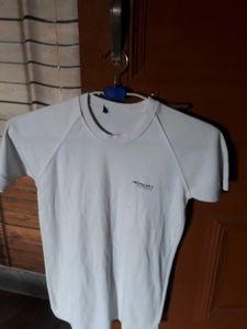 Its  White Tshirt,can Also Be Fit To Sports Weae