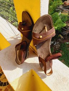 Sandles Brown