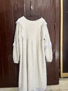 KOREAN BEAUTIFUL WOOLEN NIGHTY GOWN❤️