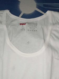Levi's Brand New Vests Pack Of 3 Brannew