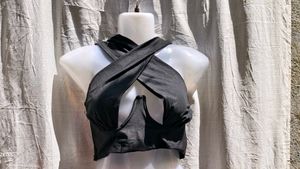 9J. SEXY SHEIN HALTER NECK TOP