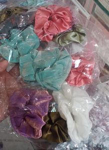 Colorful Scrunchie Set