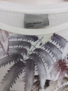 Stylish White Top From Vero Moda