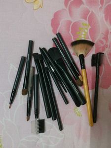 Makeup Brush Set