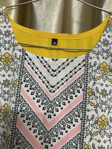 Colorful Women&#39;s Kurtas Set
