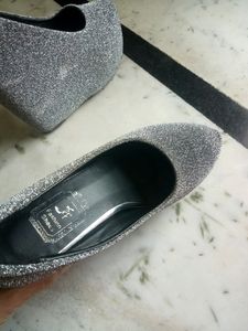 Women heel sandal