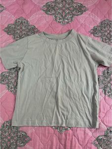 Women Plain tshirt