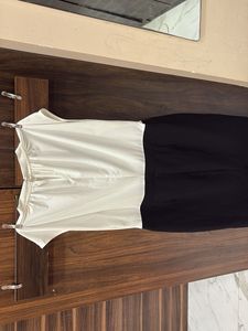 Chic Two-Tone Dress