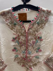 Zari work kaftan for festive season