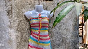VNM. Striped Tube Top